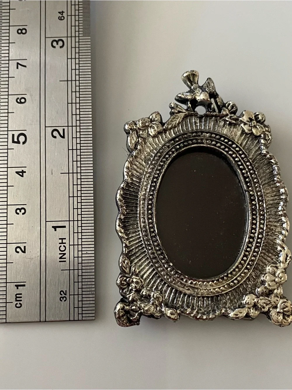 Ornate Oval Silver-Tone Mini Picture Frame